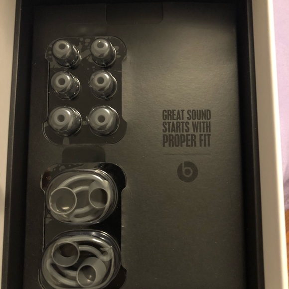 Sold - Picture 3 of 3